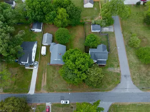 118 Maupin Ave # B, Portsmouth, VA 23702