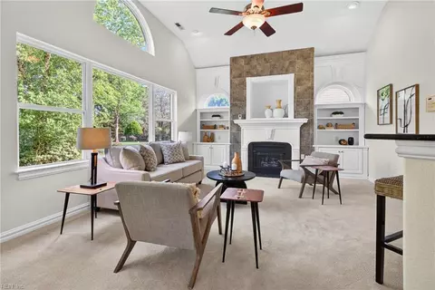 Living - 2828 Einstein Dr, Virginia Beach, VA 23456 photo 3 of 3