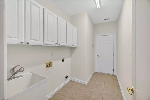 Other - 2828 Einstein Dr, Virginia Beach, VA 23456 photo 7 of 7