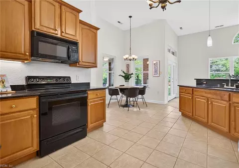 Kitchen - 2828 Einstein Dr, Virginia Beach, VA 23456 photo 1 of 2
