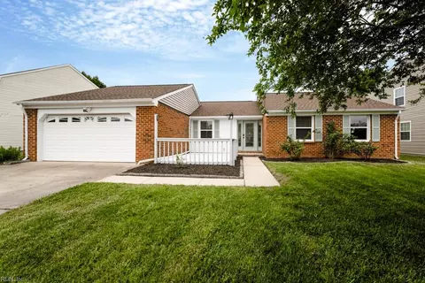 3904 Ridgeview Rd, Virginia Beach, VA 23452