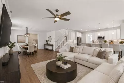 517 Middleton Way, Chesapeake, VA 23322