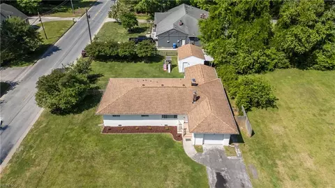 View/Area - 152 Mann Dr, Chesapeake, VA 23322 photo 6 of 6