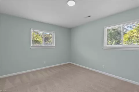 Bedroom - 152 Mann Dr, Chesapeake, VA 23322 photo 5 of 6