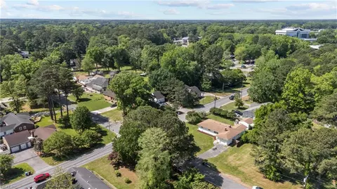 View/Area - 152 Mann Dr, Chesapeake, VA 23322 photo 2 of 6