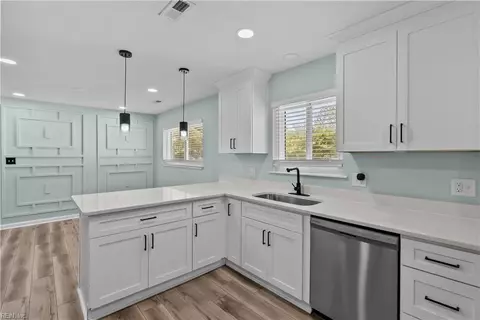 Kitchen - 152 Mann Dr, Chesapeake, VA 23322 photo 1 of 2
