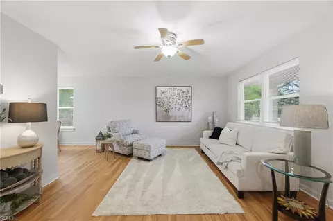 Living - 6 Westover St, Hampton, VA 23669 photo 2 of 5