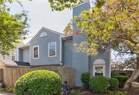 530 N Birdneck Rd #101, Virginia Beach, VA 23451