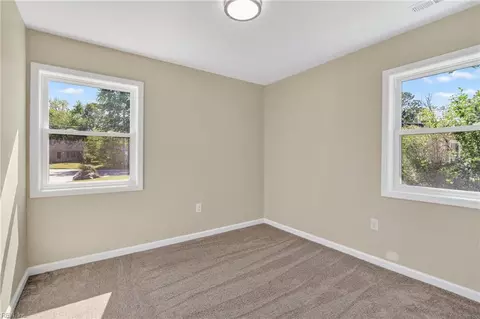 Bedroom - 11 Farrington Pl, Hampton, VA 23663 photo 5 of 5