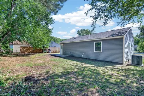 Exterior - 11 Farrington Pl, Hampton, VA 23663 photo 8 of 8
