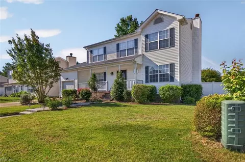 Exterior - 2 Kaitlyn Cir, Hampton, VA 23666 photo 2 of 9