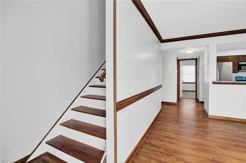 Entry Way - 16 Academy Ln, Hampton, VA 23669 photo 1 of 5