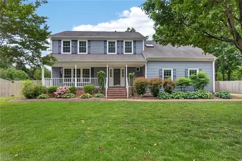 123 Winders Ln, Yorktown, VA 23692