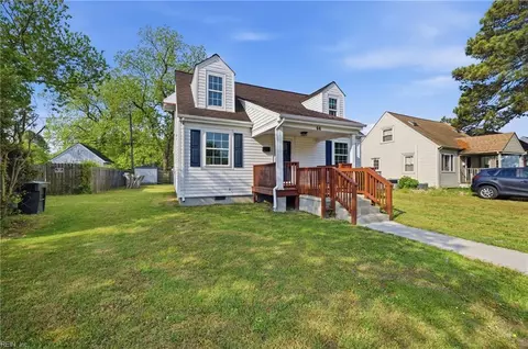 44 Henry St, Hampton, VA 23669
