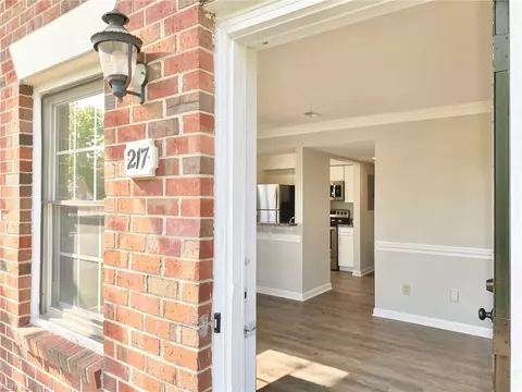 Entry Way - 217 Eaton St, Hampton, VA 23669 photo 2 of 2