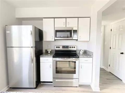 Kitchen - 217 Eaton St, Hampton, VA 23669 photo 11 of 11