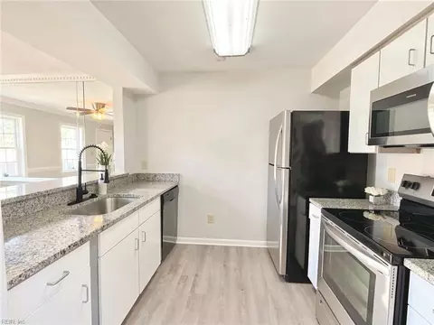 Kitchen - 217 Eaton St, Hampton, VA 23669 photo 2 of 11