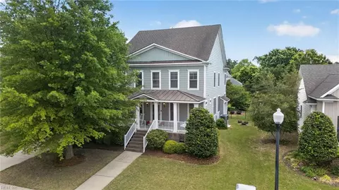 2106 Governors Pointe Dr, Suffolk, VA 23436
