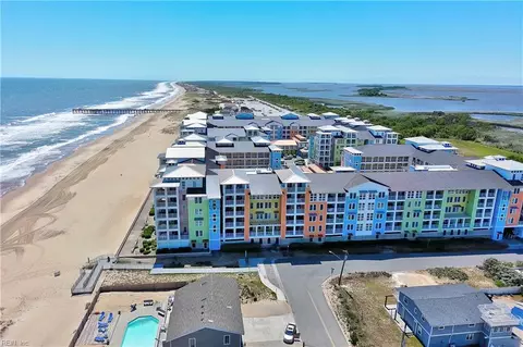 3700 Sandpiper Rd #314, Virginia Beach, VA 23456