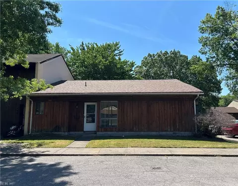 1442 E Tanners Creek Dr, Norfolk, VA 23513