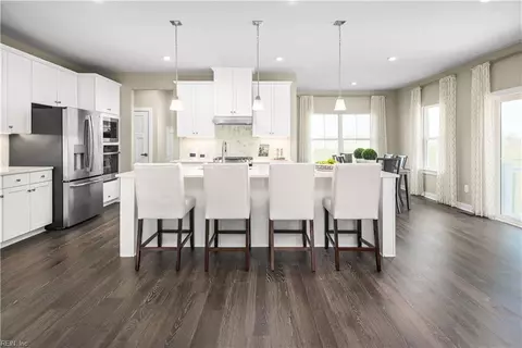 201 Henry Jefferson Way, Chesapeake, VA 23322