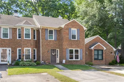 428 Faire Chse Chase, Chesapeake, VA 23322