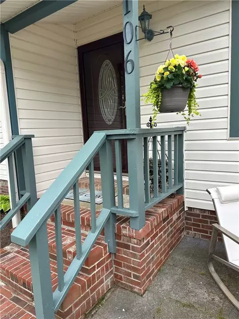 106 Penrith Xing, Yorktown, VA 23692