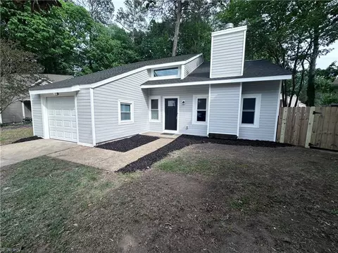 737 Longleaf Ln, Newport News, VA 23608