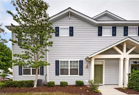 1513 Pucknall Dr, Chesapeake, VA 23320