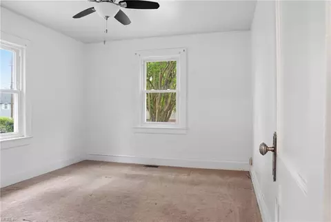 Bedroom - 801 Gloucester St, Hampton, VA 23661 photo 1 of 1