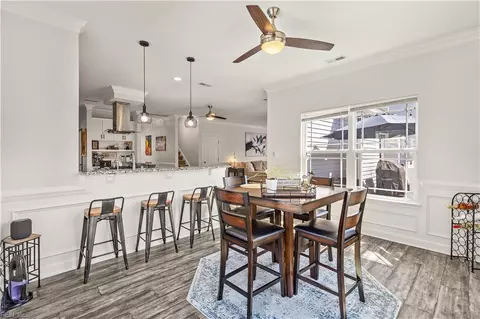 Dining - 38 Thomas Nelson Dr, Hampton, VA 23666 photo 2 of 2