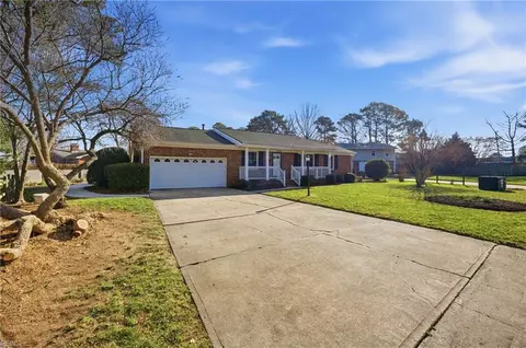 1695 Meredith Rd, Virginia Beach, VA 23455