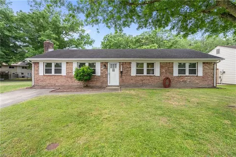 2901 Guther Pl, Virginia Beach, VA 23453