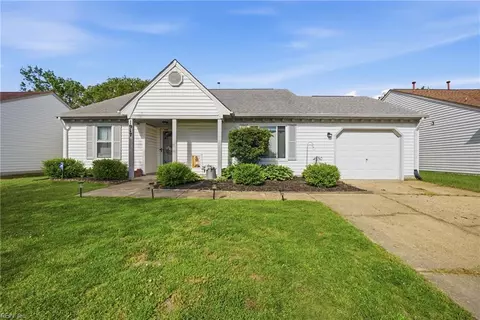 1917 Fayson Ct, Virginia Beach, VA 23464