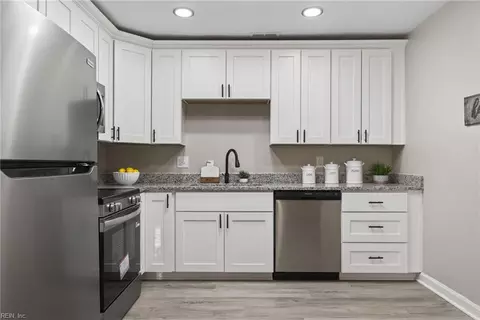 Kitchen - 804 Teach St, Hampton, VA 23661 photo 3 of 3