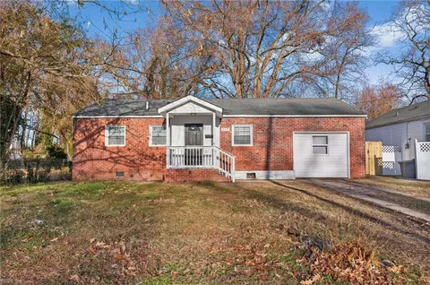 Exterior - 804 Teach St, Hampton, VA 23661 photo 2 of 2