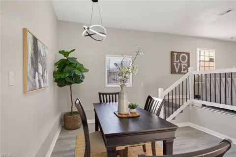Dining - 804 Teach St, Hampton, VA 23661 photo 3 of 3