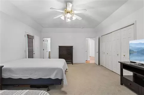 Bedroom - 10161 Deer Trace Ln, Gloucester, VA 23061 photo 2 of 7