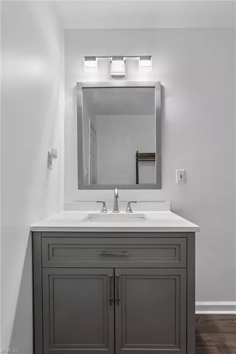 Bath - 10161 Deer Trace Ln, Gloucester, VA 23061 photo 5 of 5
