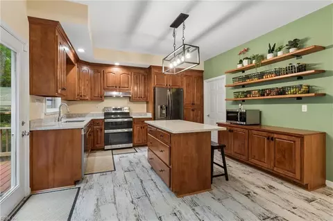 Kitchen - 10161 Deer Trace Ln, Gloucester, VA 23061 photo 1 of 3