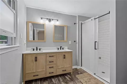 Bath - 10161 Deer Trace Ln, Gloucester, VA 23061 photo 1 of 5