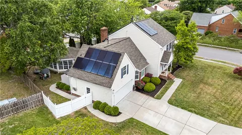 5557 Del Park Ave, Virginia Beach, VA 23455