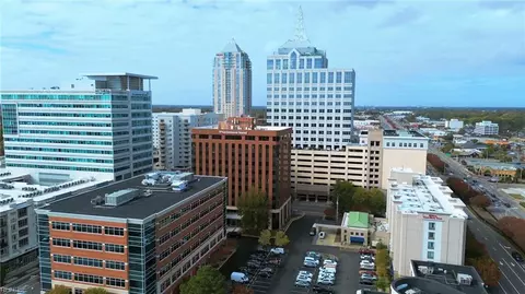 4545 Commerce St #3303, Virginia Beach, VA 23462