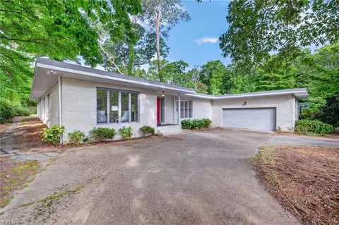 5221 Shenstone Cir, Virginia Beach, VA 23455