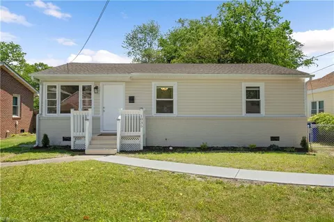 1035 Willingham St, Norfolk, VA 23505