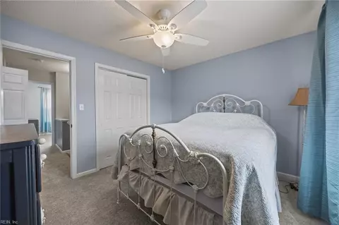 Bedroom - 10 Old Pond Ct, Hampton, VA 23666 photo 5 of 8