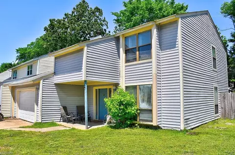900 Meadowburm Cir, Virginia Beach, VA 23452