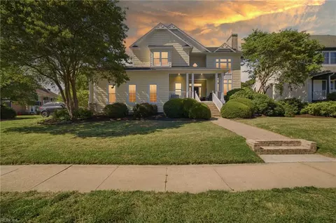 612 Croatan Hills Ct, Virginia Beach, VA 23451