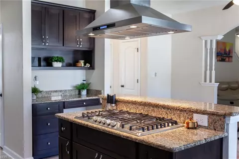 Kitchen - 43 Cavalier Rd, Hampton, VA 23669 photo 7 of 8