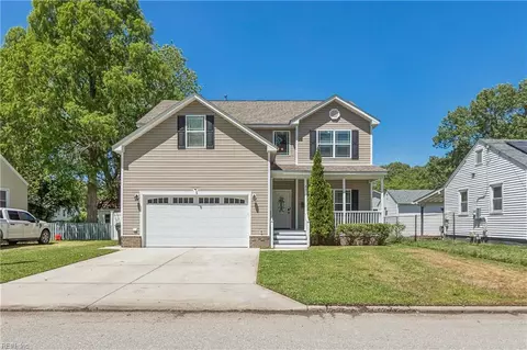 43 Cavalier Rd, Hampton, VA 23669
